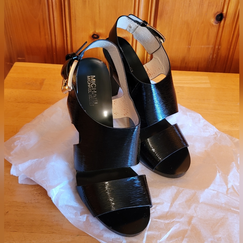 Michael Kors Leather Sandals